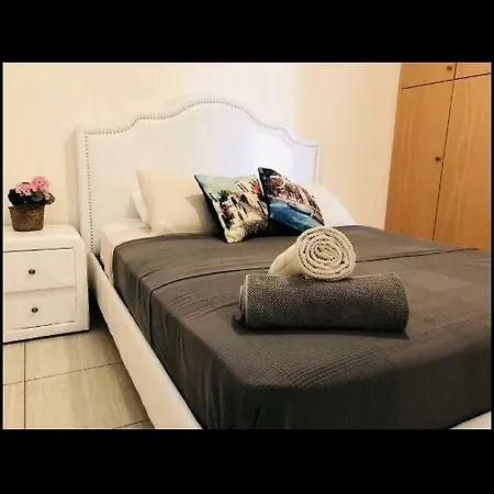 Apartment Chayenne S Larnaca